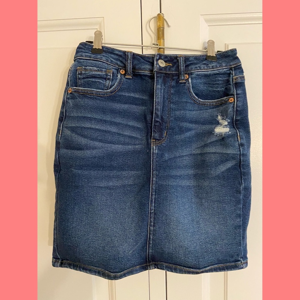 American Eagle Stretch Denim Skirt - Women’s Size 2
